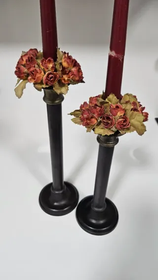 Candelabros de metal