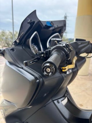 Yamaha Tmax 530 DX Full Black