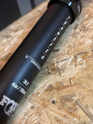 Tija telescópica fox transfer