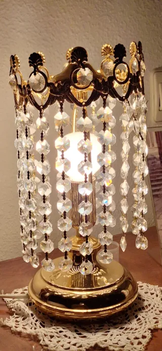 Lampara de techo y dos lámparas de mesita de noche