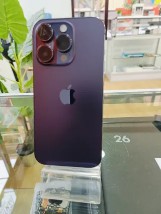 Iphone 14 Pro morado 128gb batería al 82%