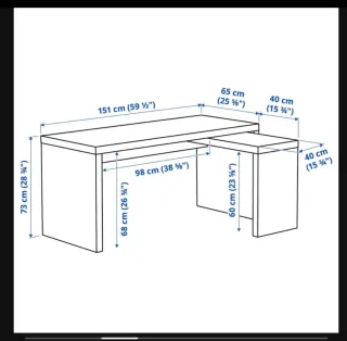 Mesa de estudio / escritorio blanco con ala latera