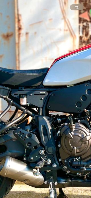 Yamaha XSR 700 Placas laterales
