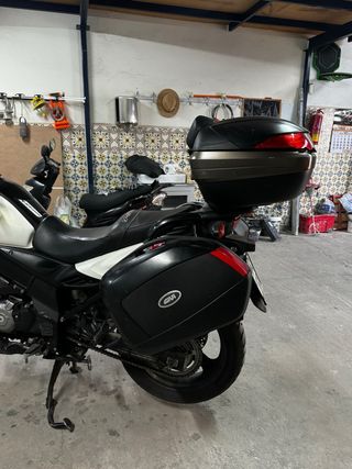 VSTROM-650