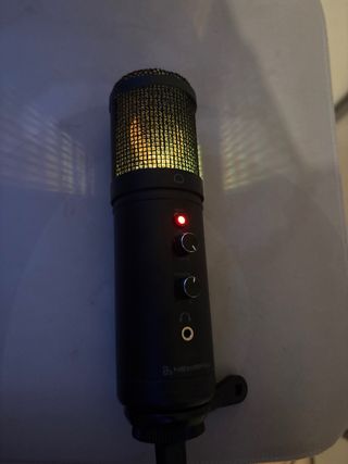 Microfono newskill sin soporte, el precio se habla