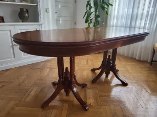 Vendo mesa de comedor extensible con 2 extensiones