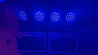 Pareja de Cabezas moviles wash