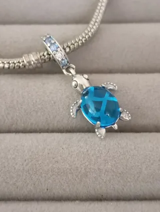 Charm tortuga marina azul