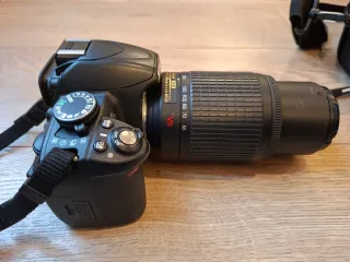 Nikon D3100 cámara reflex + objetivo 55-200