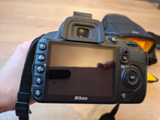 Nikon D3100 cámara reflex + objetivo 55-200