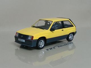 Opel Corsa SR 1983 MCG 1/18