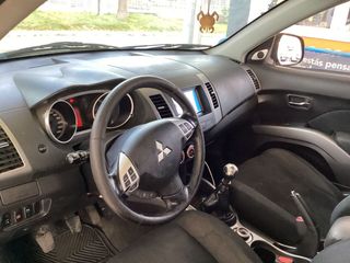 Mitsubishi Outlander 2.0 DI-D Intense Plus