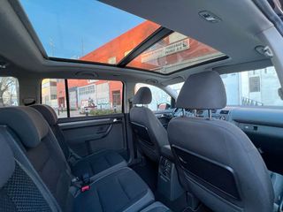 Volkswagen Touran 2012