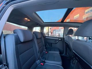 Volkswagen Touran 2012