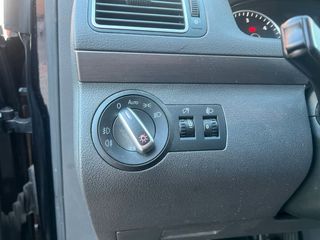 Volkswagen Touran 2012