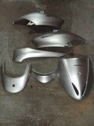 Carenado Honda Lead Plata