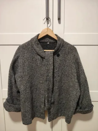 Chaqueta de lana jaspeada..amplia para entretiempo