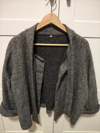 Chaqueta de lana jaspeada..amplia para entretiempo