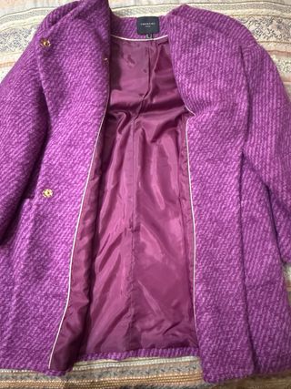 Abrigo Cortefiel, buganvilla, talla S. Amplia