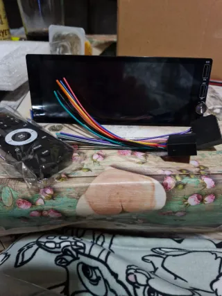 Radio de coche con pantalla