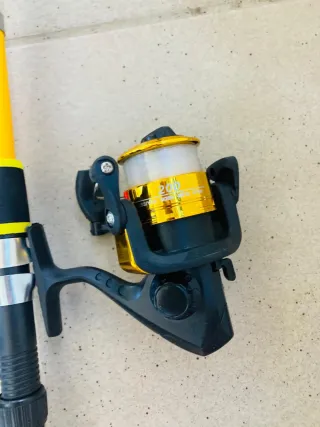 2 Cañas de Pescar 1.80m + Accesorios