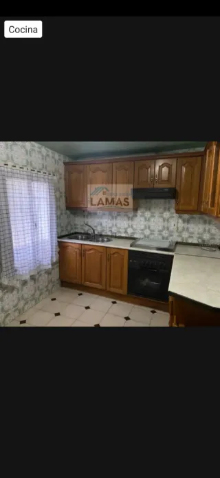 casa con jardín patio garaje 329m