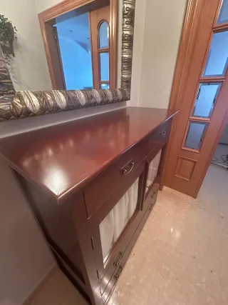 Credenza in stile coloniale color noce