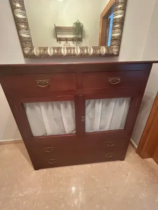 Credenza in stile coloniale color noce