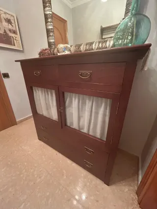 Credenza in stile coloniale color noce
