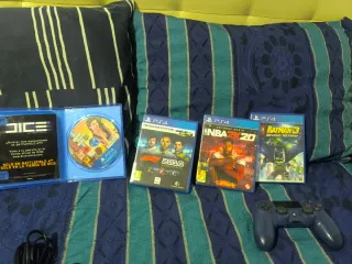 Consola PS4 + 4 Juegos + Mando