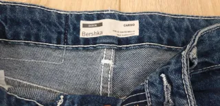 Pantalon vaquero cargó talla 32.