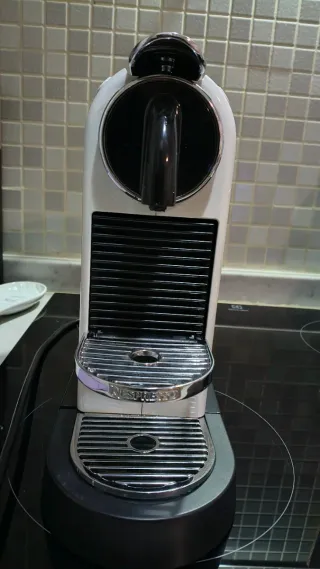 Nespresso citiz White
