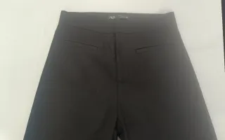 Pantalón Zara Cropped