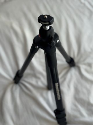 Trípode Manfrotto para cámaras y móviles