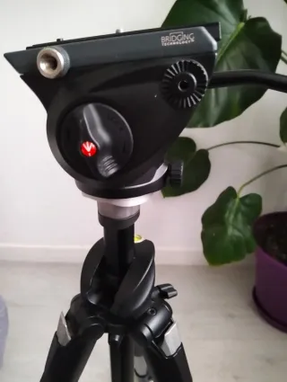 Manfrotto 055XPROB trípode profesional video y fot