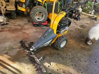 Motosegadora Alpina segadora de peine