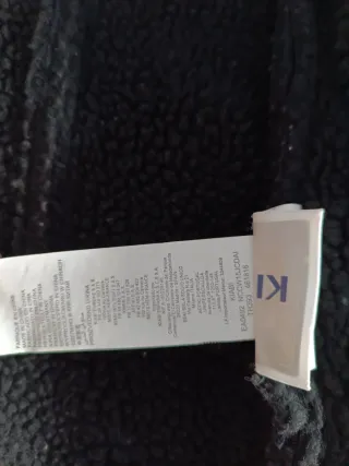 Chaqueta negra con forro