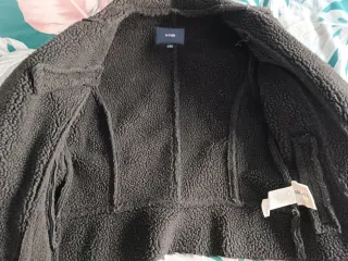 Chaqueta negra con forro