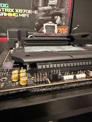 Scheda madre ASUS ROG STRIX X870E Gaming WiFi