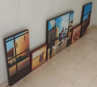 5 cuadros colección con marcó de madera