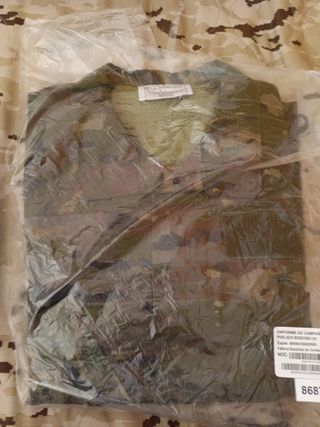 Uniforme verde pixelado 1C