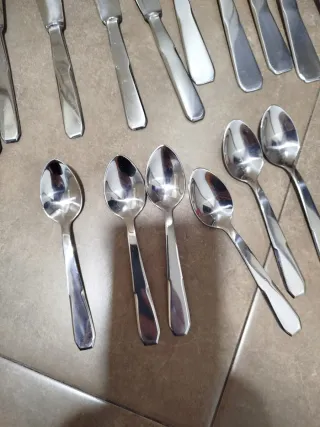 Media docena cubiertos acero inoxidable