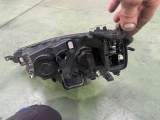 Faro Delantero Derecho Renault Megane