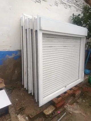 Ventanas correderas blancas