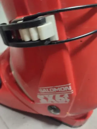 2 pares de botas de esquiar "vintage". Solomon y