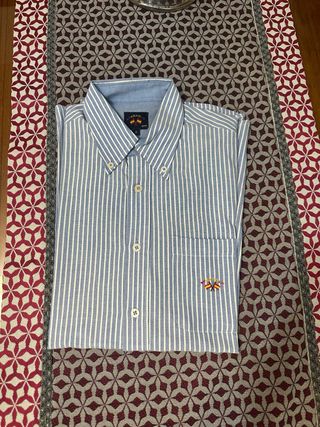 Camisa marca Spagnolo, talla 2 (talla S)