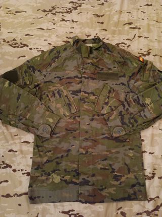 Uniforme pixelado 1L