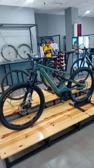 Specialized turbo llevo como alloy S3