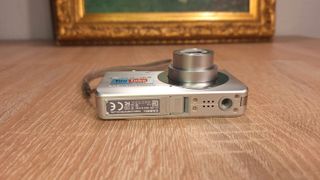 Cámara digital Casio Exilim EX-Z80 de 8,1 MP