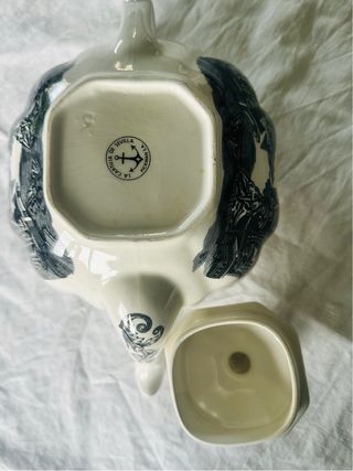 Tetera La Cartuja de Sevilla vistas negro